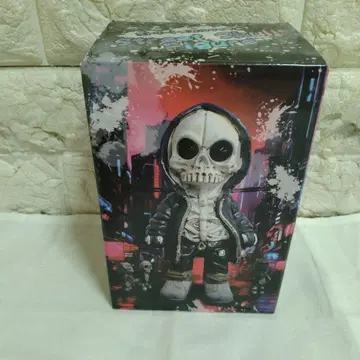 스트릿 스컬 피규어