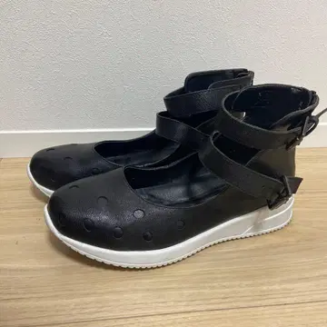 센소유니코 t.b 도트 가죽 부츠 플랫슈즈