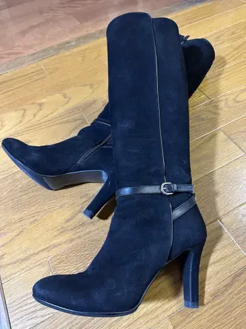 DIANA 블랙 스웨이드 롱 부츠 25cm