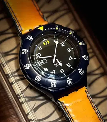 Swatch Scuba 200 HYDROCOMPASS SDN121