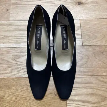 SOPHIA Collection 블랙 스웨이드 스틸레토 하이힐