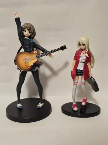 케이온 히라사와 유이 + 헬로키티와 함께! 리오 피규어 2체 일괄 현황품