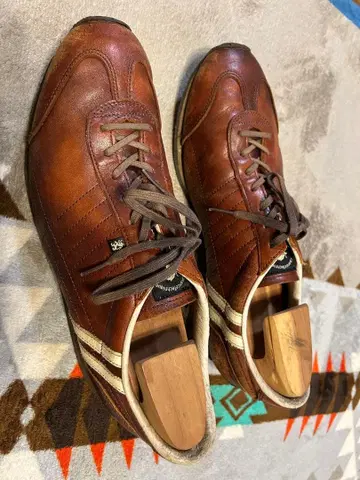 패트릭 스니커즈