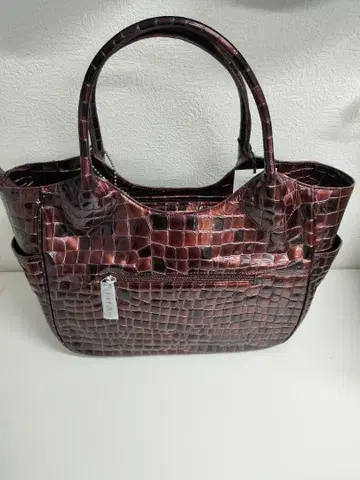 적갈색 크로커다일풍 토트백