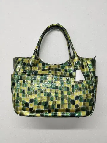 크로커다일풍 에나멜 핸드백