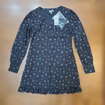 X-girl 블랙 꽃무늬 원피스 사이즈 2