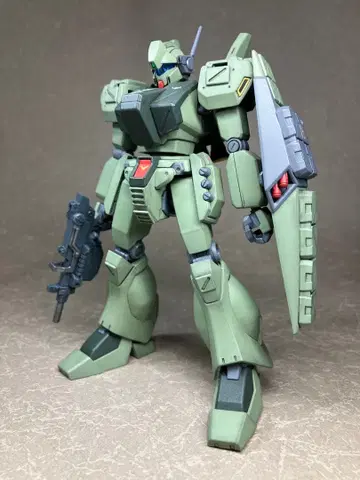 HGUC D형 제간 개수 전체 페인팅 완성품