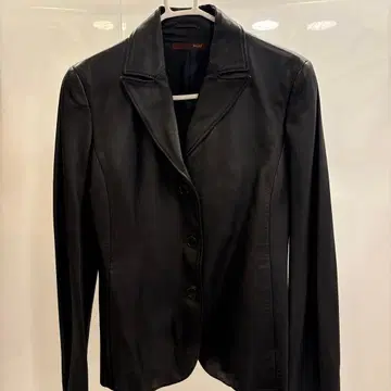 [ 최종 가격 ] BALLY 블랙 가죽 자켓