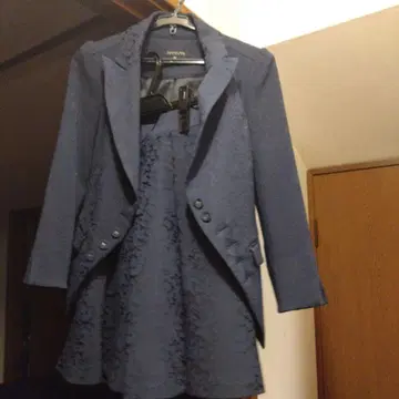 네이비 스커트 수트 플레어 스커트 7부 소매 자켓