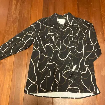 가격 인하 베이플로우 오픈 카라 셔츠 기하학 M