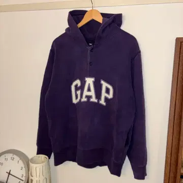 [레어] GAP 갭 단추식 후드티 퍼플 헨리넥