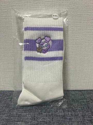 TWICE LOVELYS x 산리오 사나