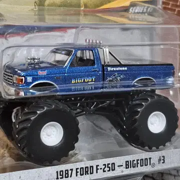 그린라이트 빅풋 #3 몬스터트럭 빅 타이어 1/64