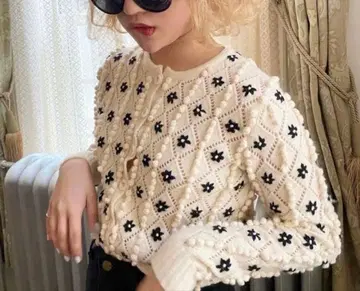 epine all handmade flower cardigan