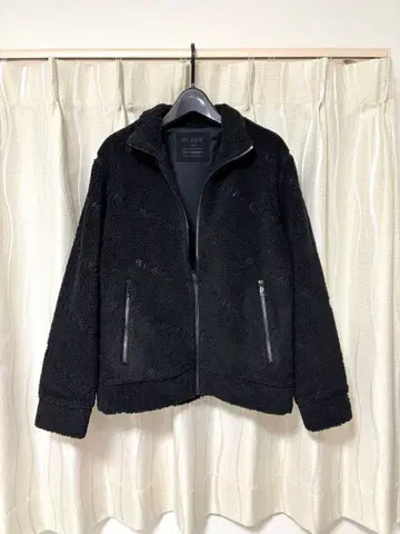 BLACK LABEL CRESTBRIDGE 엠보싱 로고 보아 블루종