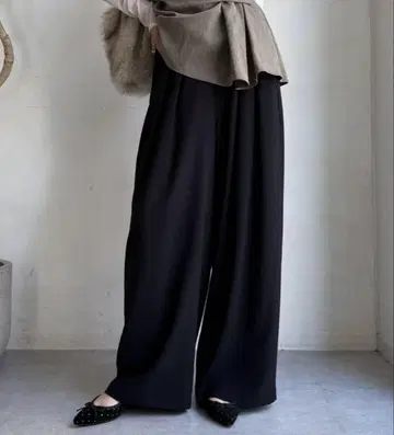 DouDou 턱 와이드 팬츠 블랙 / PS