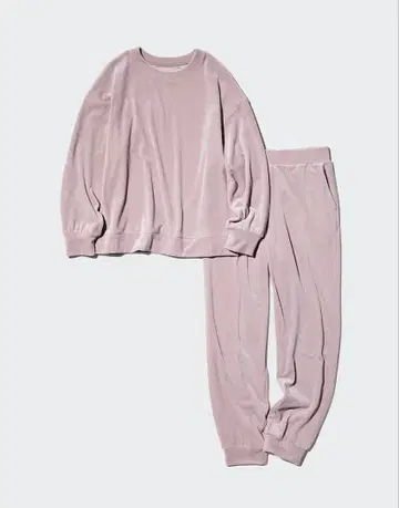 유니클로 울트라 스트레치 스무스 세트 L 핑크