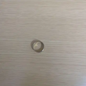 골드와 화이트의 반지