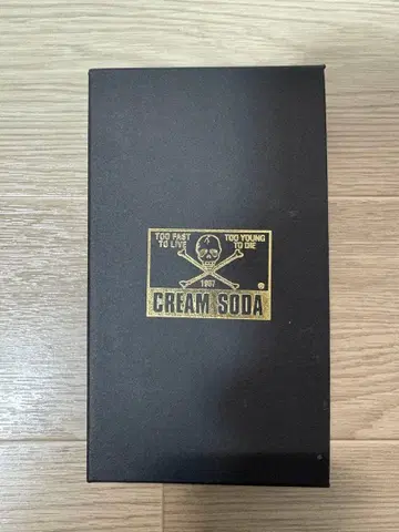 CREAMSODA 루프 타이