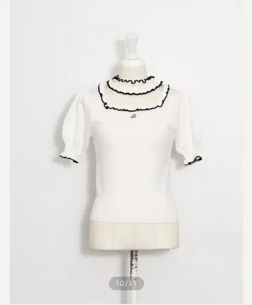 Pium 프릴 초커 퍼프 슬리브 니트