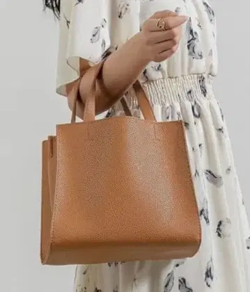 브라운 합성 피혁 토트백