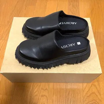 ARCHIVE PHILEO 블랙 사보 클로그 샌들 가죽 36