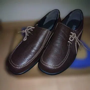 브라운 가죽 로퍼 신발
