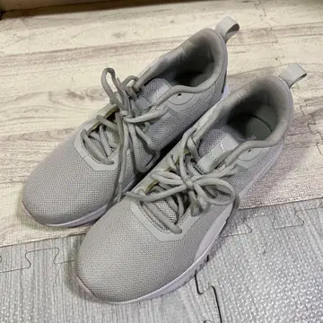 PUMA 그레이 메쉬 러닝화