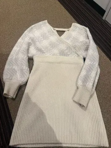 ROYAL PARTY 화이트 긴팔 니트 원피스 F