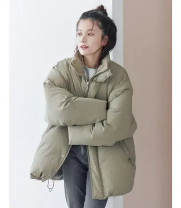 미들 기장 루즈 실루엣 다운 Ungrid S 사이즈