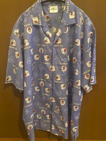 유니버셜 마리오 테레사 프린트 반팔 셔츠