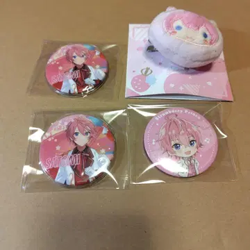 SATOMI 캔뱃지 3개 세트 & SATOMI 앞머리 핑