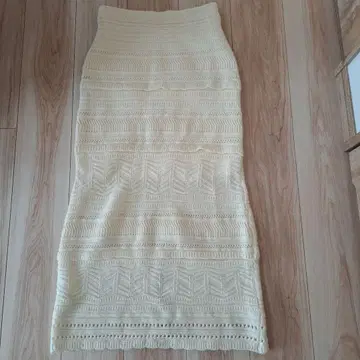 SLOBE IENA 슬로브 이에나 롱 스커트 니트 소재 화이트