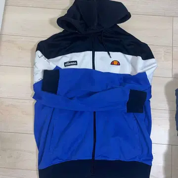 ellesse 풀 집업 후드티 사인 포함