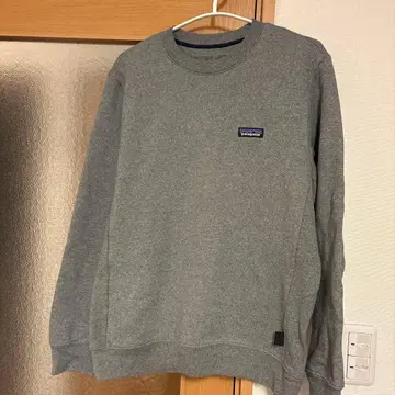 파타고니아 맨투맨 S 사이즈