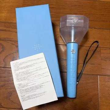 TREASURE 공식 응원봉 박스 포함