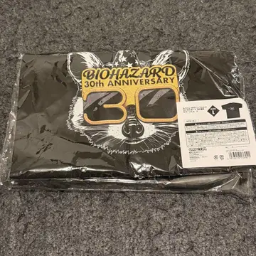 바이오하자드 30주년 기념 라쿤 군 T셔츠 L