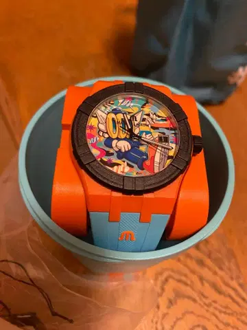 모리스라크로와 아이콘 타이드