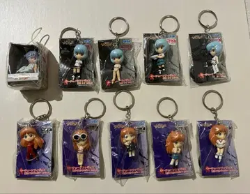 에반게리온 키체인 피규어와 병뚜껑 피규어 묶음 판매