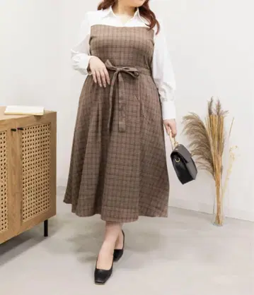 쿠레트 미사용 택 포함 도킹 베이지 계열 체크 롱 원피스 4L