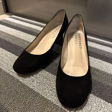 MARGARET HOWELL 블랙 하이힐