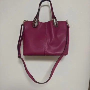 마젠타 가죽 토트백