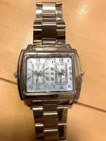 [ 귀중 시계 ] [ 새 배터리 ] SENOVA 손목시계