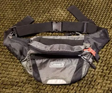 [미사용 새상품] 콜맨 힙색 바디백 카키