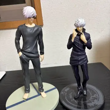 캐릭터 피규어 2체 세트