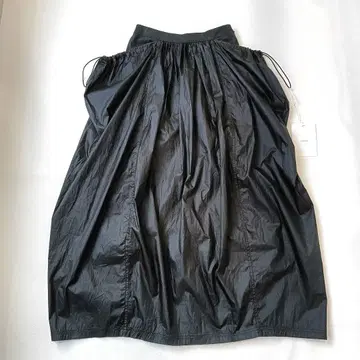 택 포함 새상품 [ AMOMENT ] 레이어드 셔링 스커트 벌룬 한국