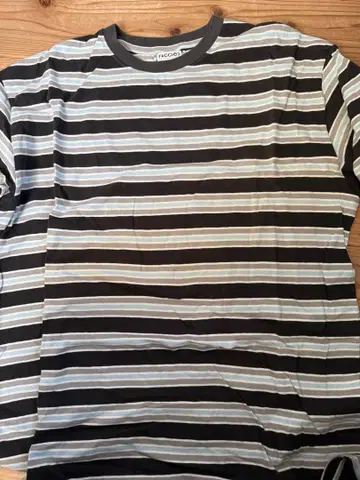 FACCIES 스트라이프 긴팔 티셔츠