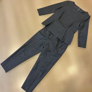 볼지 그레이 페플럼 디자인 수트 셋업