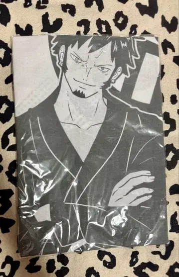 원피스 트라팔가 로 극락탕 수건