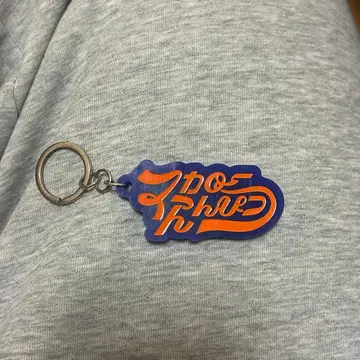 마카로니 연필 베이스볼 스타일 로고 아크릴 키링 도쿄 2일 한정판